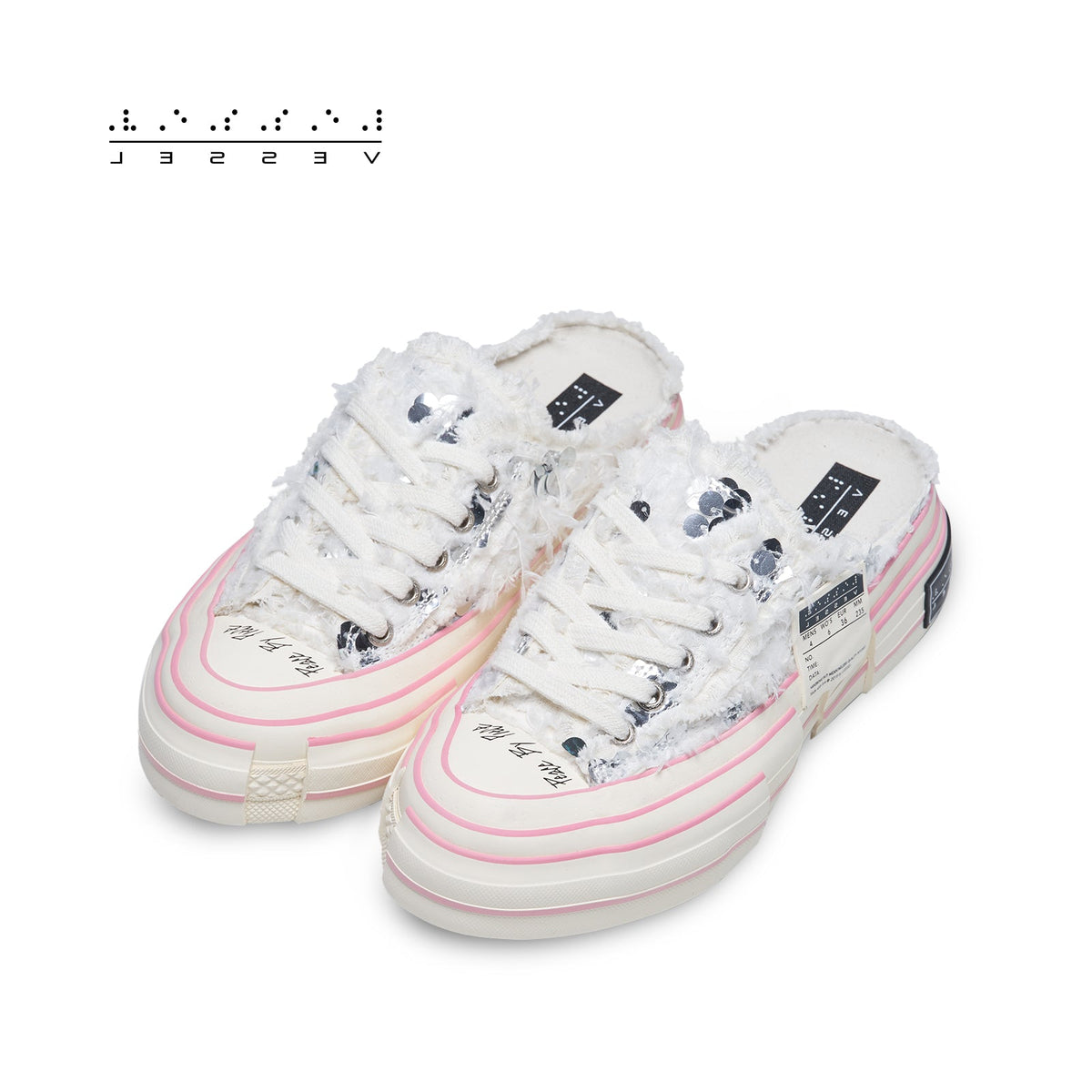 xVESSEL Slip On Cupid's Feather