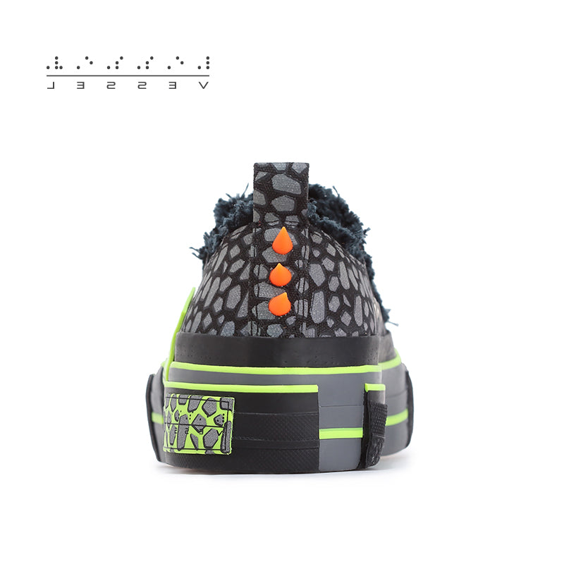 Gigantosaurus Black